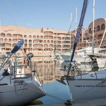 Port * Hyères